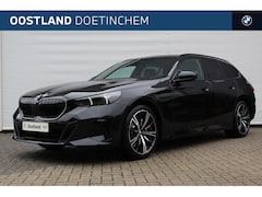BMW 5-serie Touring - 520i High Executive M Sport Automaat / Trekhaak / Bowers & Wilkins / Adaptief onderstel pr