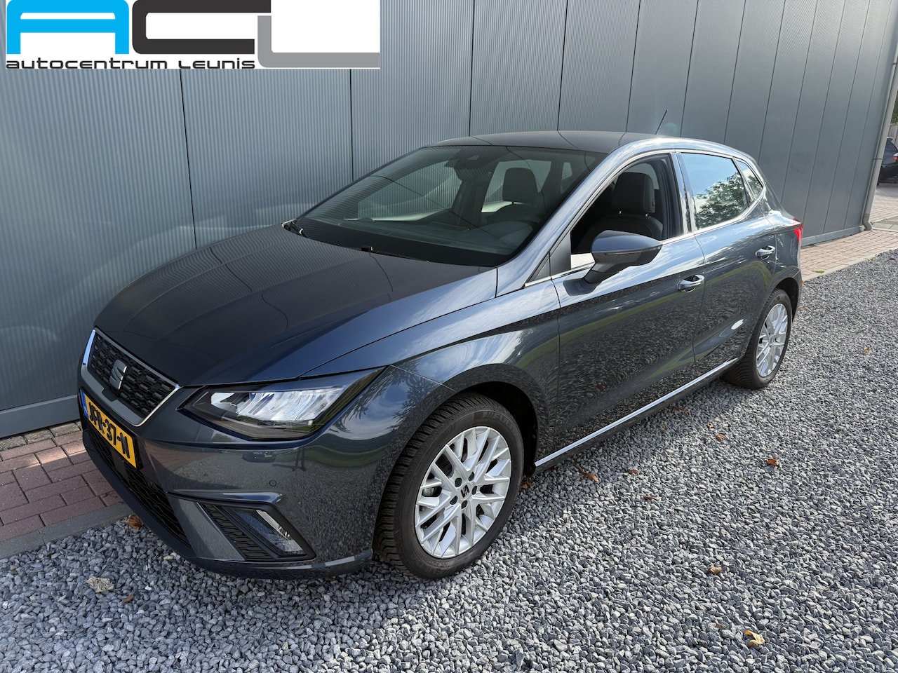 SEAT Ibiza - 1.0 EcoTSI Style Business Connect 5-drs - AutoWereld.nl
