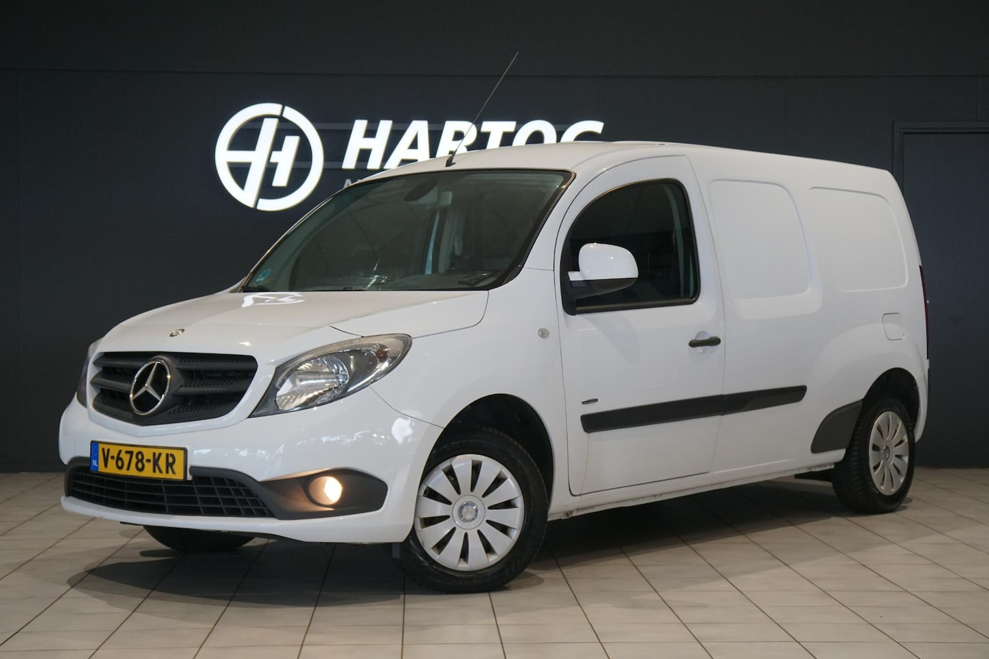 Mercedes-Benz Citan - 109 CDI BlueEFFICIENCY Extra Lang + TREKHAAK / AIRCO / PDC - AutoWereld.nl