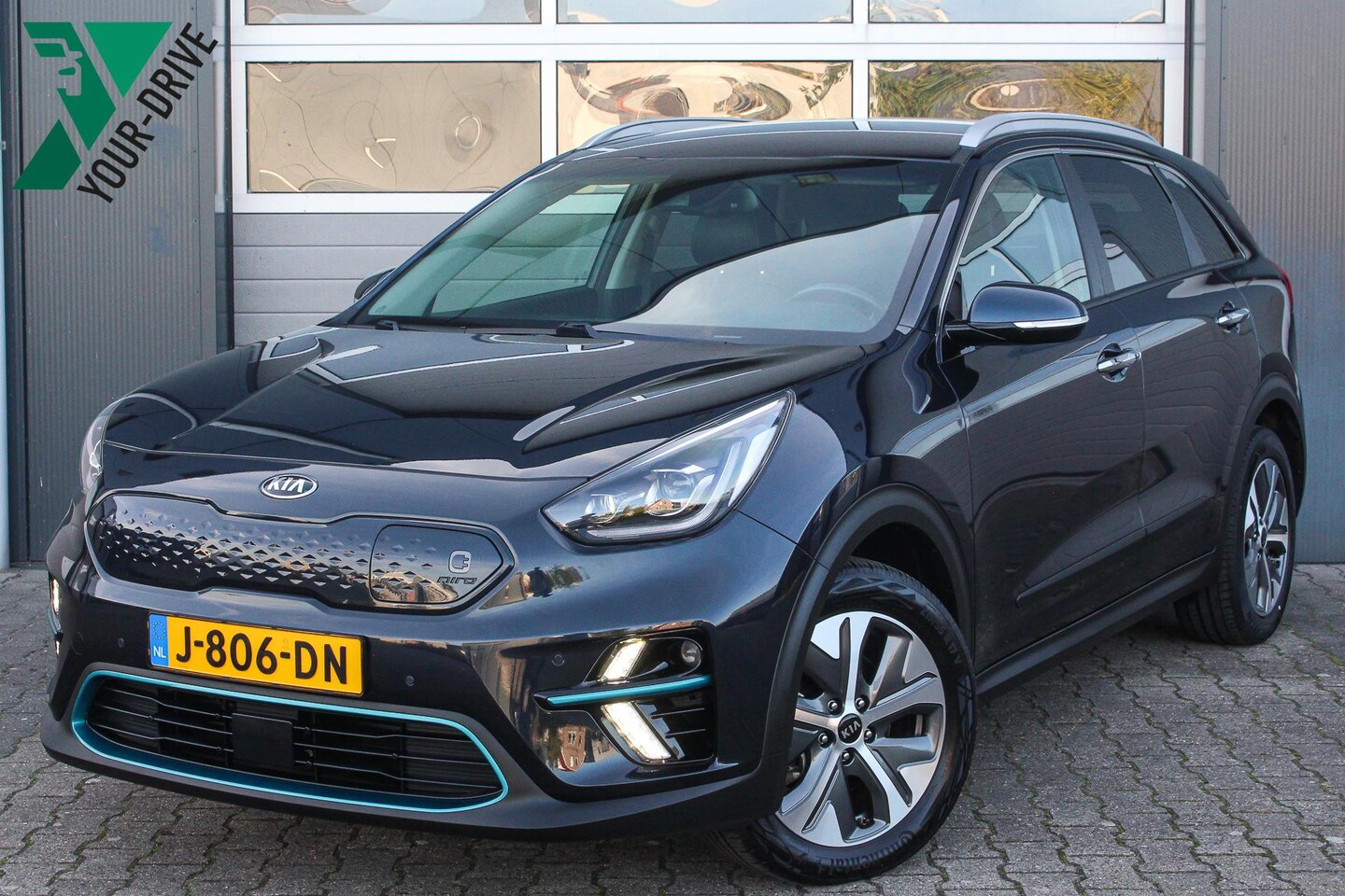 Kia e-Niro - ExecutiveLine 64 kWh 204 PK | Facelift + 3 fase laden | Nette en zeer complete e- Niro (de - AutoWereld.nl
