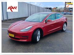Tesla Model 3 - Long Range AWD €7500 Full self driving pakket eerste eigenaar