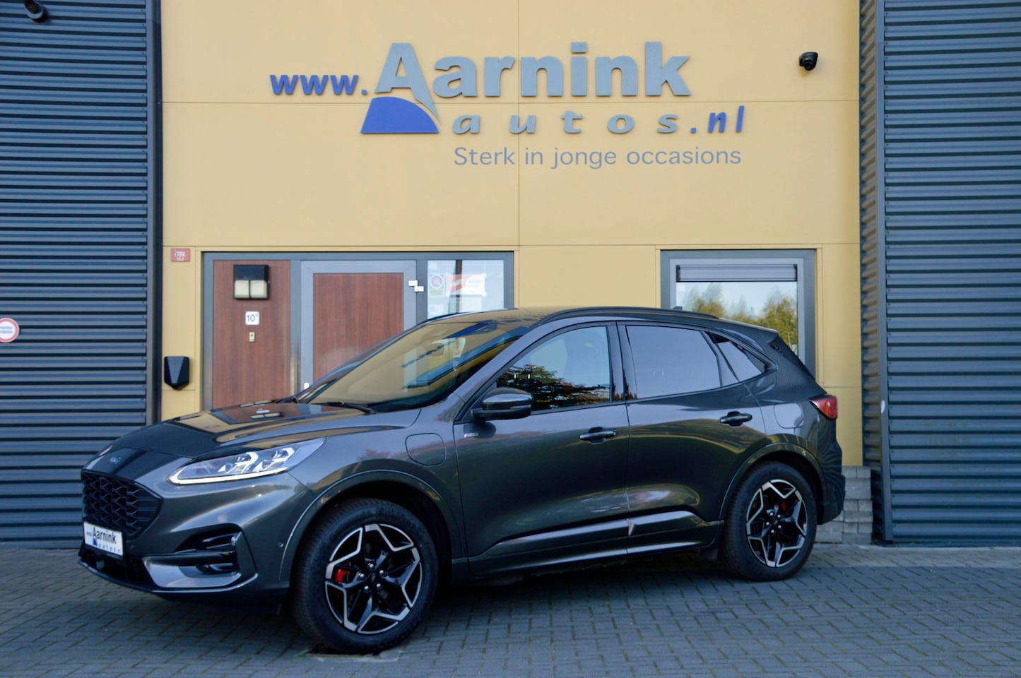 Ford Kuga - 2.5 PHEV ST-Line X Navi, winterpack, driver pack, trekhaak 1500 kg, B&O sound, camera - AutoWereld.nl