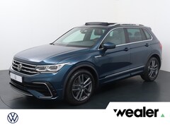 Volkswagen Tiguan - 1.5 TSI R-Line Business+ | 150 PK | Automaat | Panoramadak | Harman Kardon geluidssysteem
