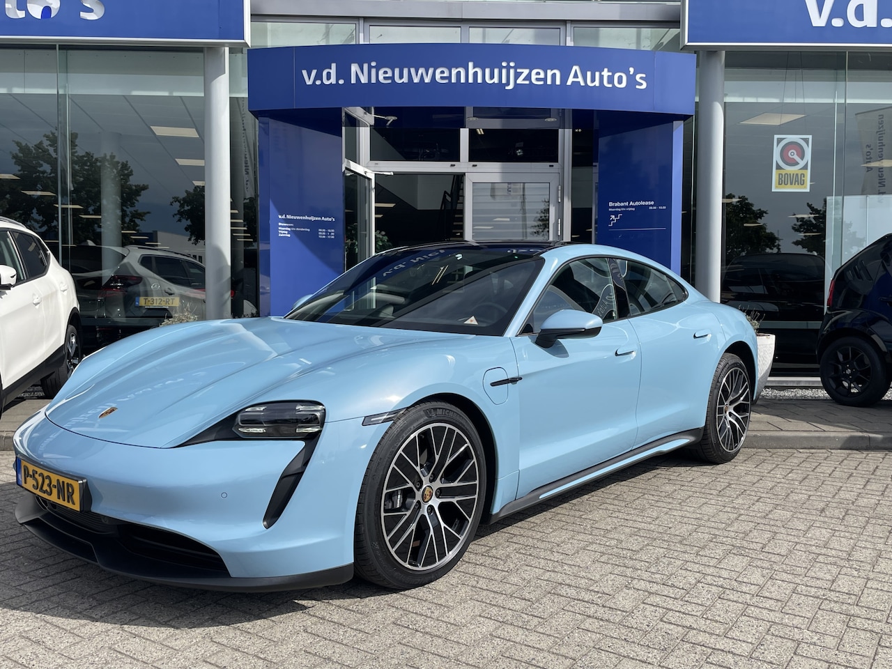 Porsche Taycan - 79 kWh | Sport Chrono Pakket | Bose | Elektrische stoelen met geheugen | - AutoWereld.nl