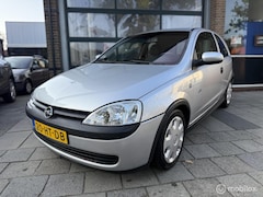 Opel Corsa - 1.4-16V Sport / Nieuwe apk / 132.000Km Clima