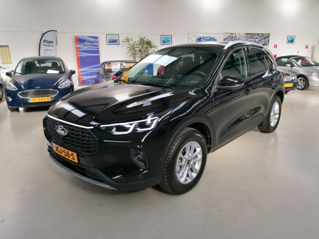 Ford Kuga - 2.5-243PK PHEV Titanium (NW model) - AutoWereld.nl