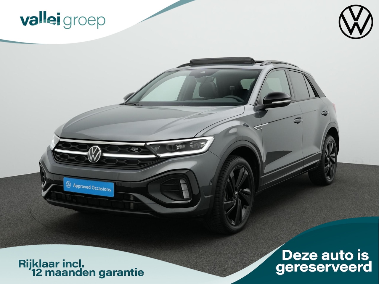 Volkswagen T-Roc - 1.5 TSI 150 pk DSG R-Line | Panoramadak | IQ Light | Carplay | Parkeersensoren voor/achter - AutoWereld.nl