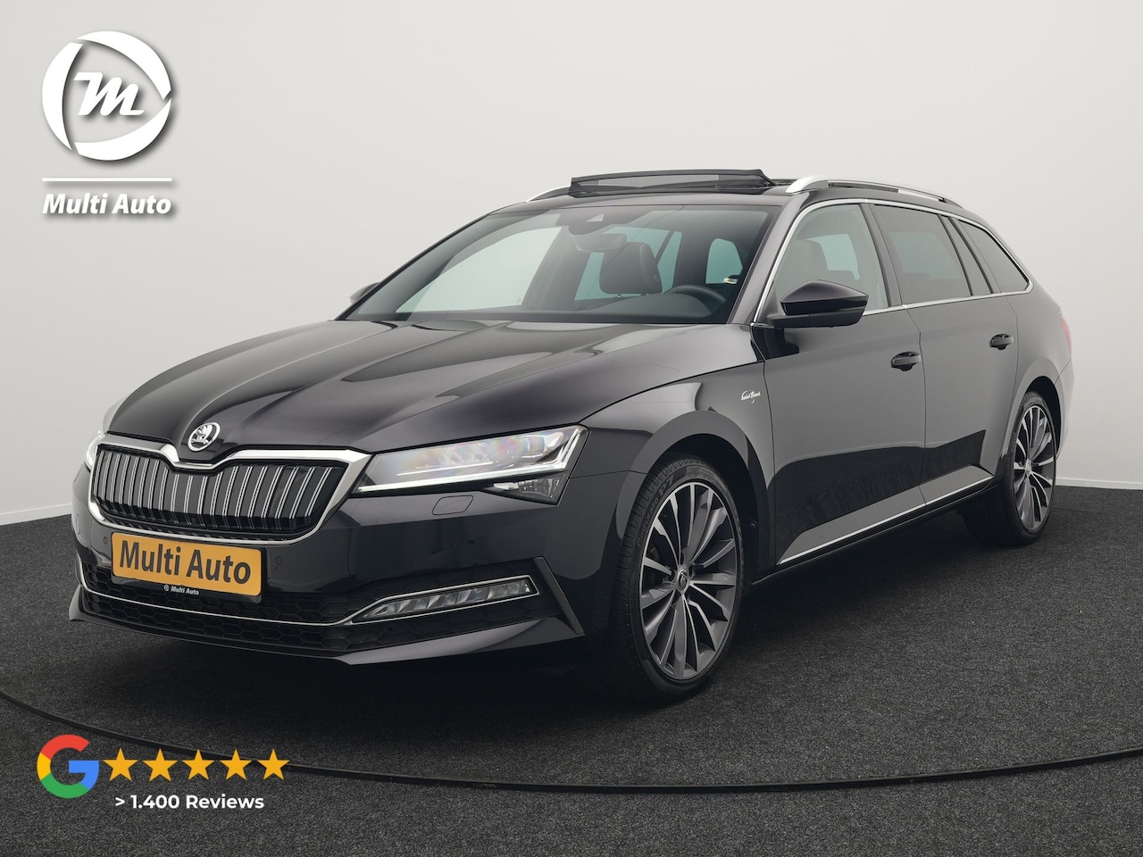 Skoda Superb Combi - 1.4 TSI iV Laurin & Klement Plug In Hybrid 218pk Dealer O.H PHEV | Panodak | Crystal LED | - AutoWereld.nl