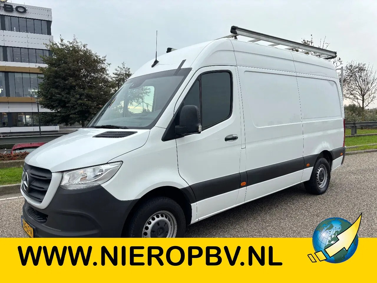 Mercedes-Benz Sprinter - 316CDI L2H2 Automaat Airco Navi Cruisecontrol Trekhaak - AutoWereld.nl