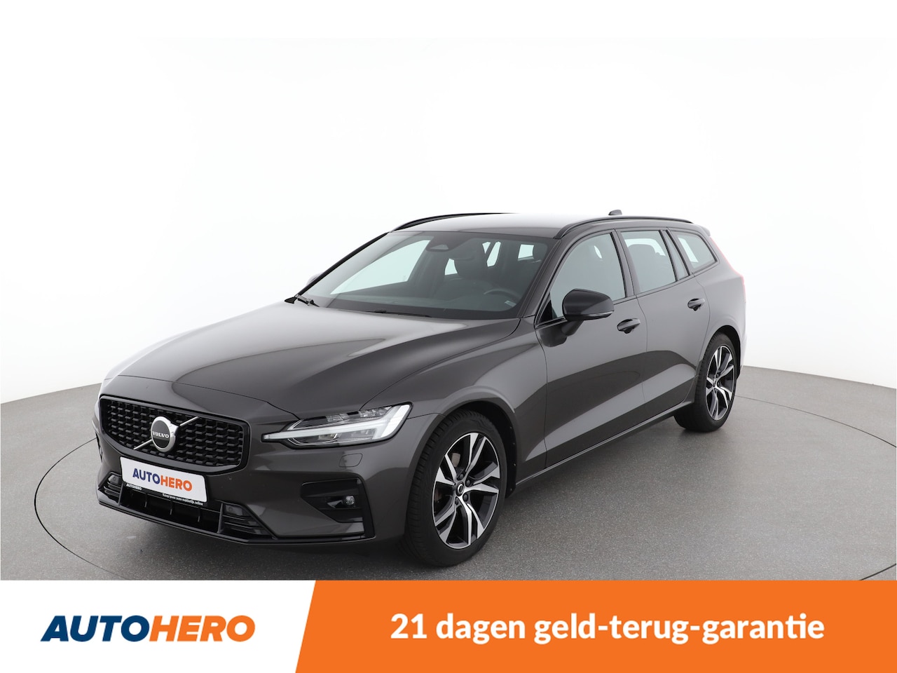 Volvo V60 - 2.0 B4 Plus Dark | EH22316 | - AutoWereld.nl