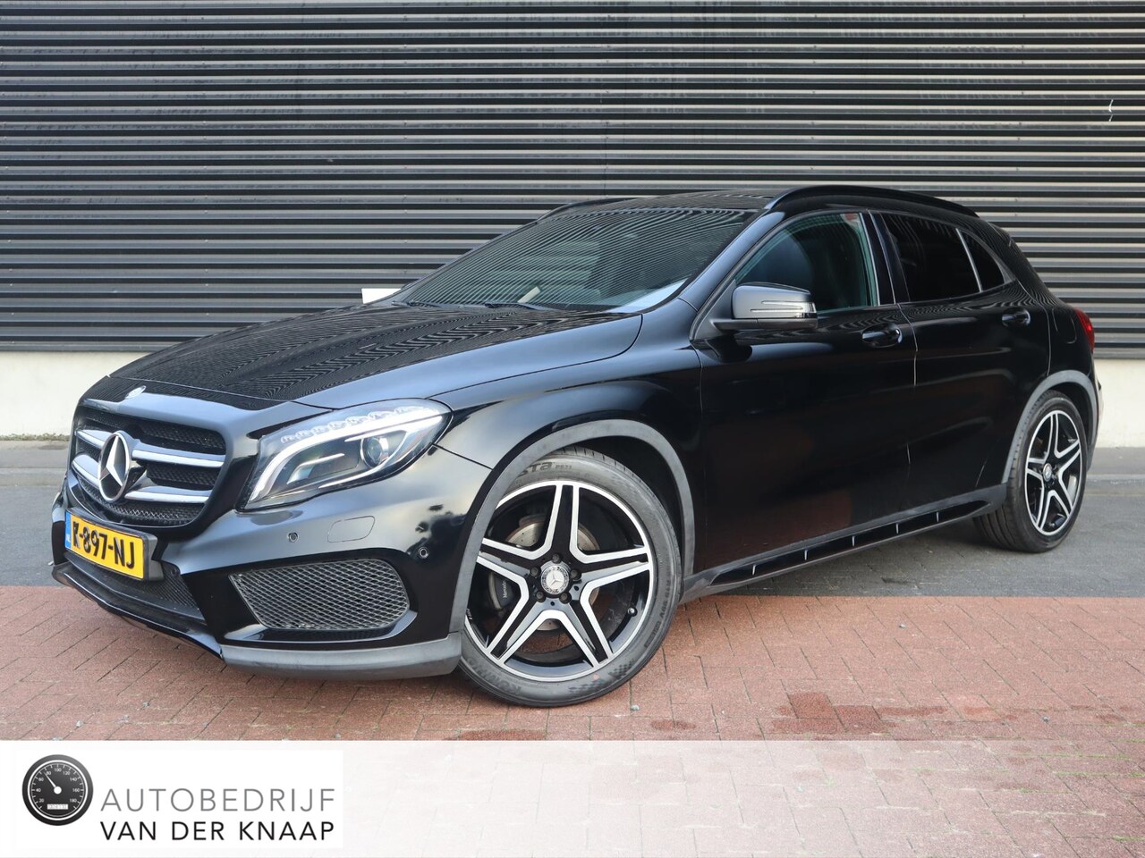 Mercedes-Benz GLA-Klasse - 180 AMG Night Edition Plus | Cruise | Airco | Multimedia/Navi | Leder | PDC | - AutoWereld.nl