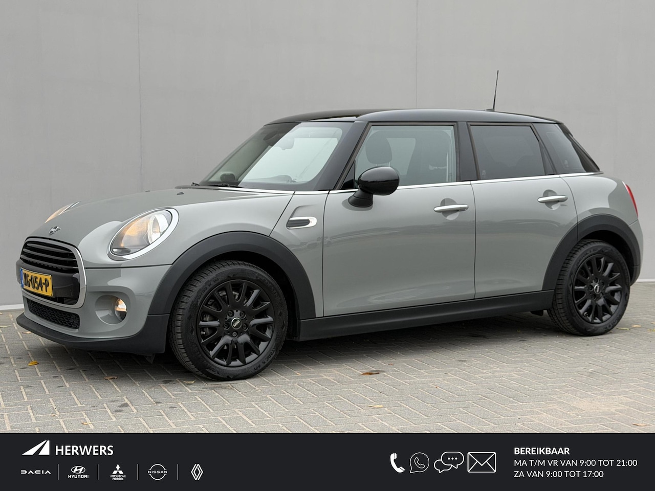 MINI Cooper - Mini 1.5 Salt / Navigatie / Cruise control / Stoelverwarming / - AutoWereld.nl