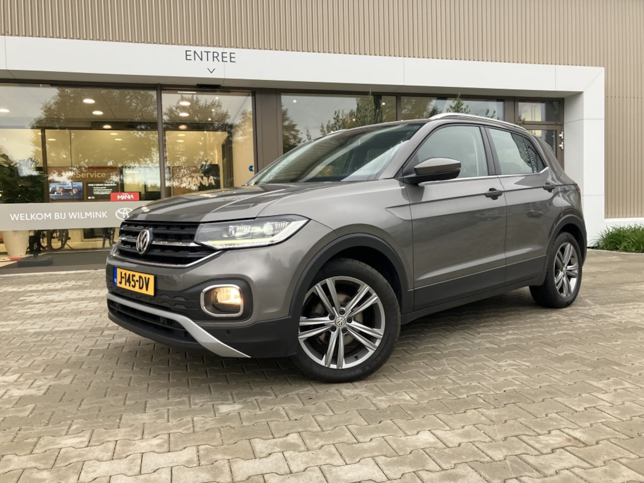 Volkswagen T-Cross - 1.0 TSI Style | Automaat | Camera+Pdc | Blindspot | Trekhaak - AutoWereld.nl