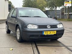 Volkswagen Golf - 1.9 TDI 2002 5drs 101PK Airco/Cruise Nap