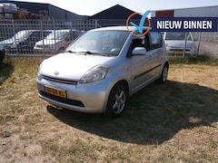 Daihatsu Sirion 2 - 1.3-16V Comfort