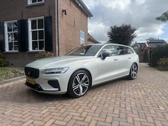 Volvo V60 - 2.0 T6 Recharge AWD R-Design Leer-Trekhaak