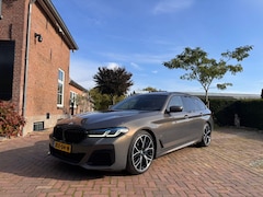 BMW 5-serie Touring - 540d xDrive High Executive