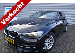 BMW 3-serie - 320D AUTOMAAT SPORTSTOELEN TREKHAAK HUD STOELVERWARMING
