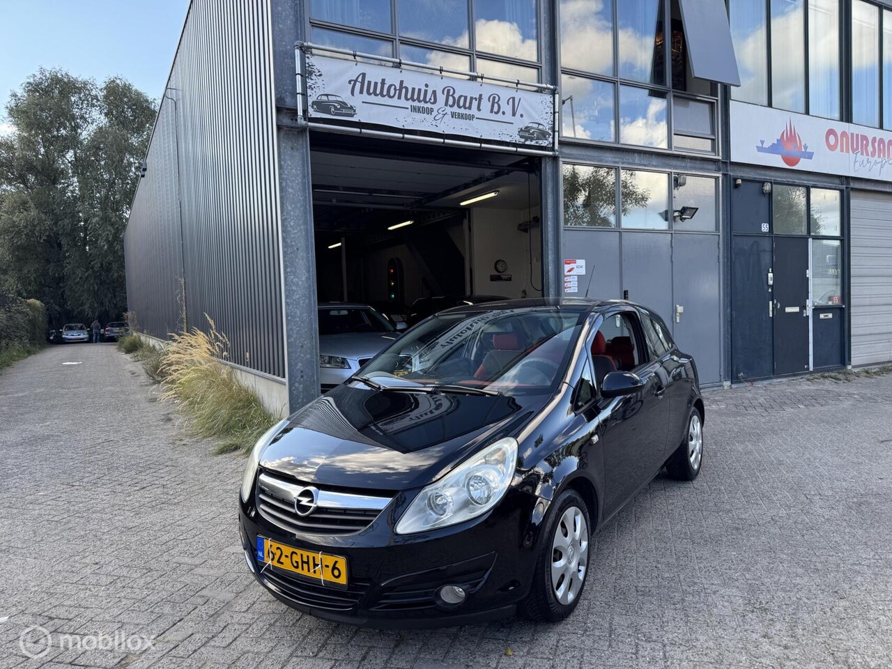 Opel Corsa - 1.2-16V Cosmo Automaat! Airco! Nieuwe APK! NAP Logisch! - AutoWereld.nl