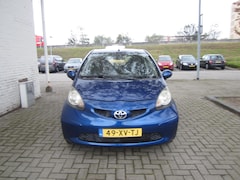 Toyota Aygo - 1.0-12V +
