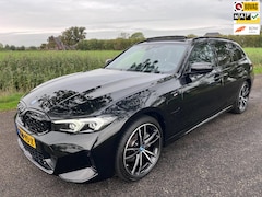 BMW 3-serie Touring - 320e M Sport|Pano|Trekhaak