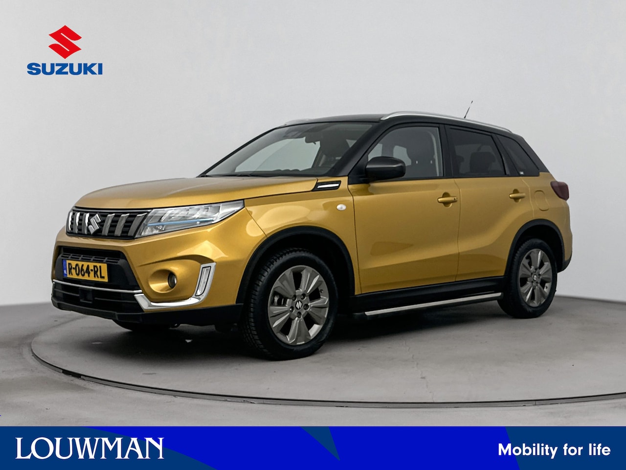 Suzuki Vitara - 1.4 Boosterjet Select Smart Hybrid Automaat | Treeplanken | Lichtmetalen Velgen | Mistlamp - AutoWereld.nl