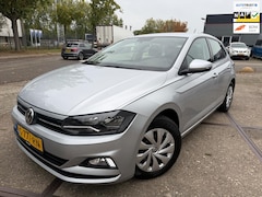Volkswagen Polo - 1.0 TSI COMFORTLINE 2019 ACC ADAPTIVE NAP NAVI CARPLAY