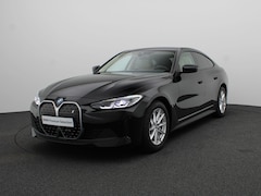 BMW i4 - eDrive40 84 kWh Trekhaak | HIFI | Widescreen Display | 17"