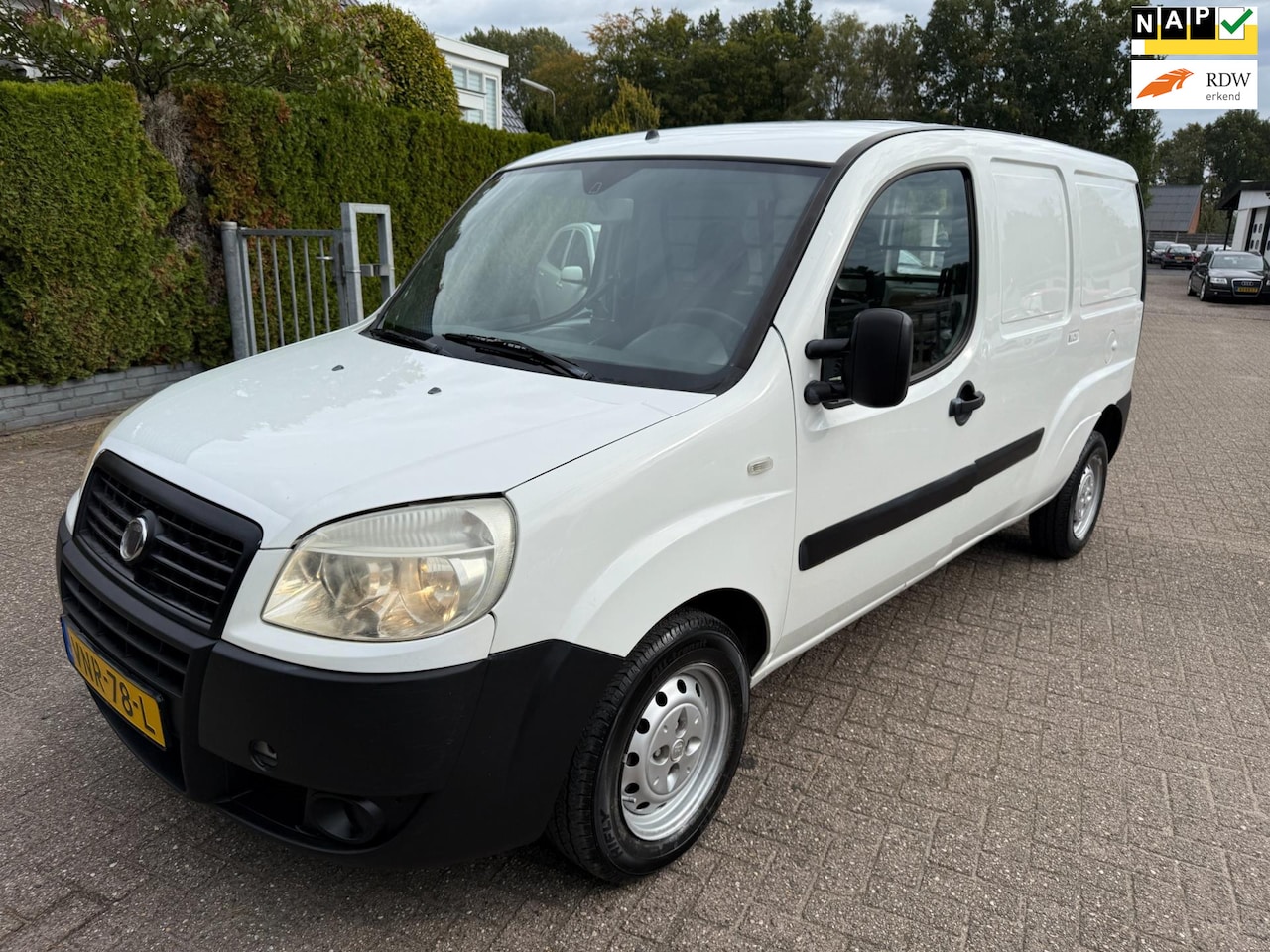 Fiat Doblò - 1.4i Basis Maxi Benzine Grijs Kenteken Marge - AutoWereld.nl