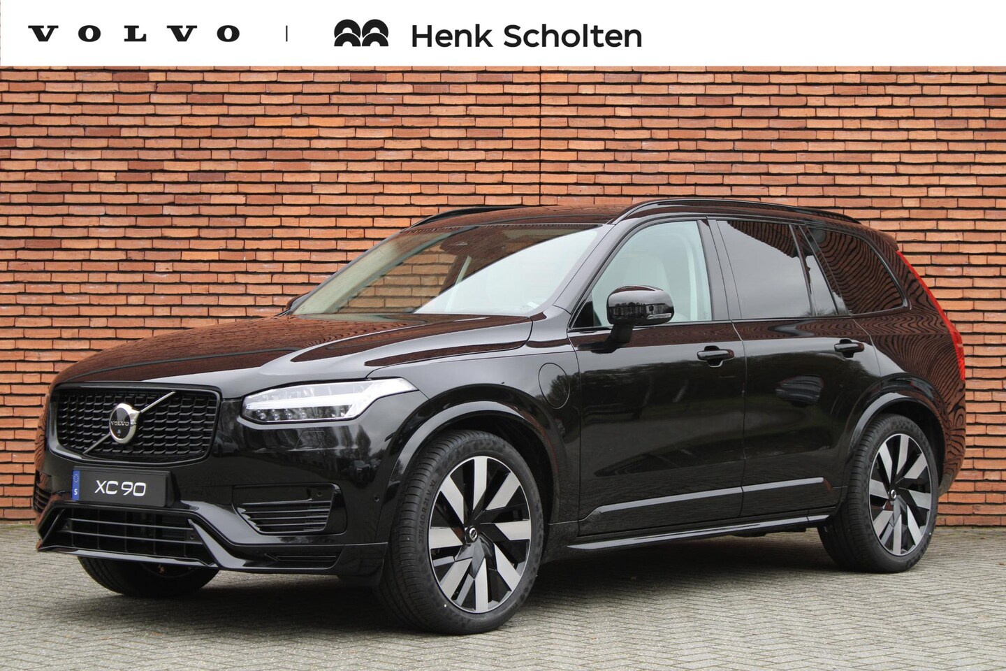 Volvo XC90 - T8 AWD AUT8 Ultra Dark | Verwarmbare voorstoelen | Verwarmbaar stuurwiel | Massagefunctie - AutoWereld.nl