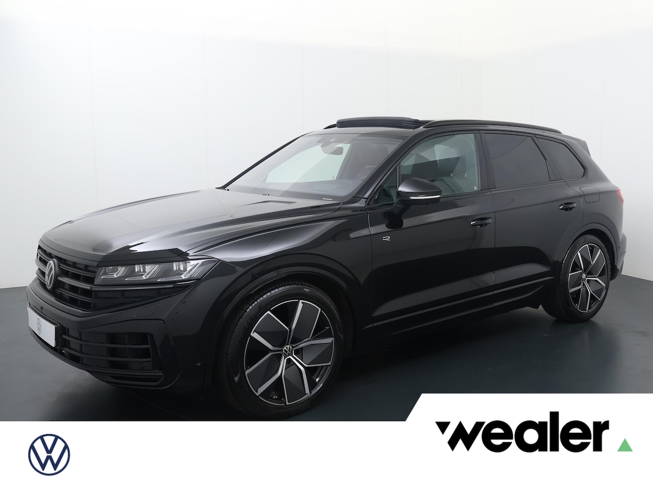 Volkswagen Touareg - 3.0 TSi eHybrid 4MOTION R | 462 PK | SoH 93% | Automaat | Multifunctioneel stuurwiel | Pan - AutoWereld.nl