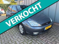 Ford Focus - 1.6-16V Futura NAP//AIRCO//ELEC.RAMEN//TREKHAAK//LEER