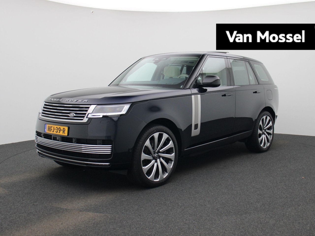 Land Rover Range Rover - 3.0 P550e SV PHEV - AutoWereld.nl