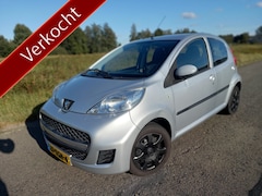 Peugeot 107 - 1.0-12V XS
