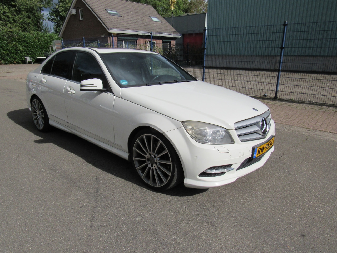 Mercedes-Benz C-klasse - 350 CDI BlueEFFICIENCY Elegance 350 CDI BlueEFFICIENCY Elegance - AutoWereld.nl