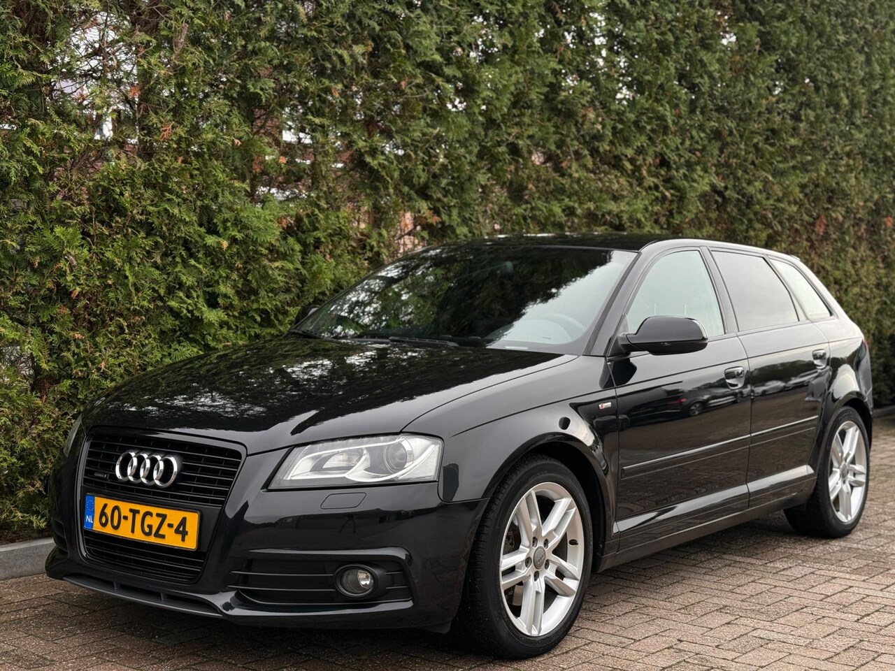 Audi A3 Sportback - 2.0 TFSI Quattro S-Line Trekhaak - AutoWereld.nl