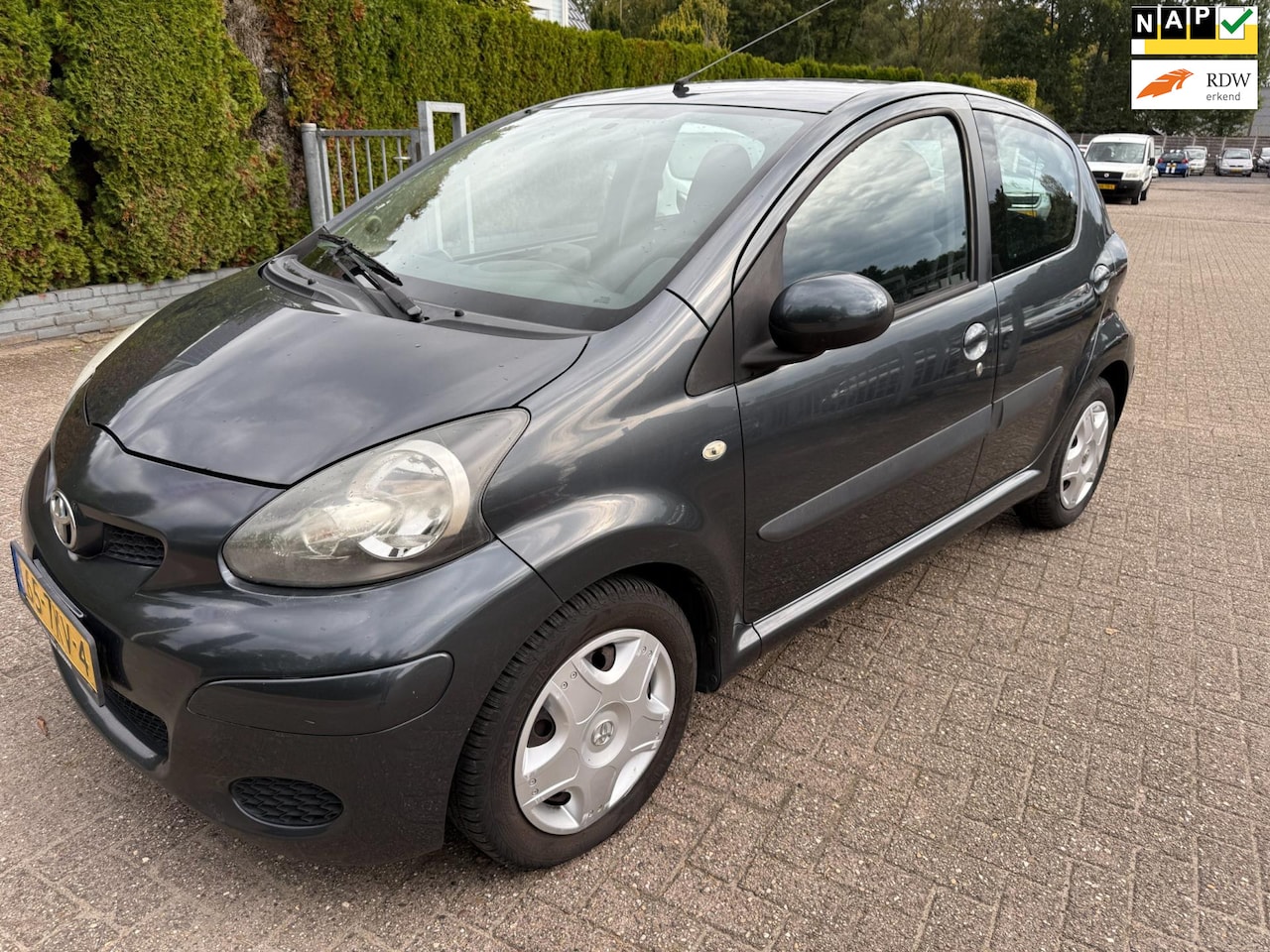 Toyota Aygo - 1.0-12V 5DRS Comfort Navigator AC NAVI - AutoWereld.nl