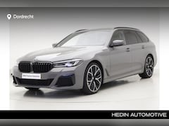 BMW 5-serie Touring - 520i M-Sport | High Executive | 20" | Panorama | Hifi | Comfortzetels | Head-Up | Camera