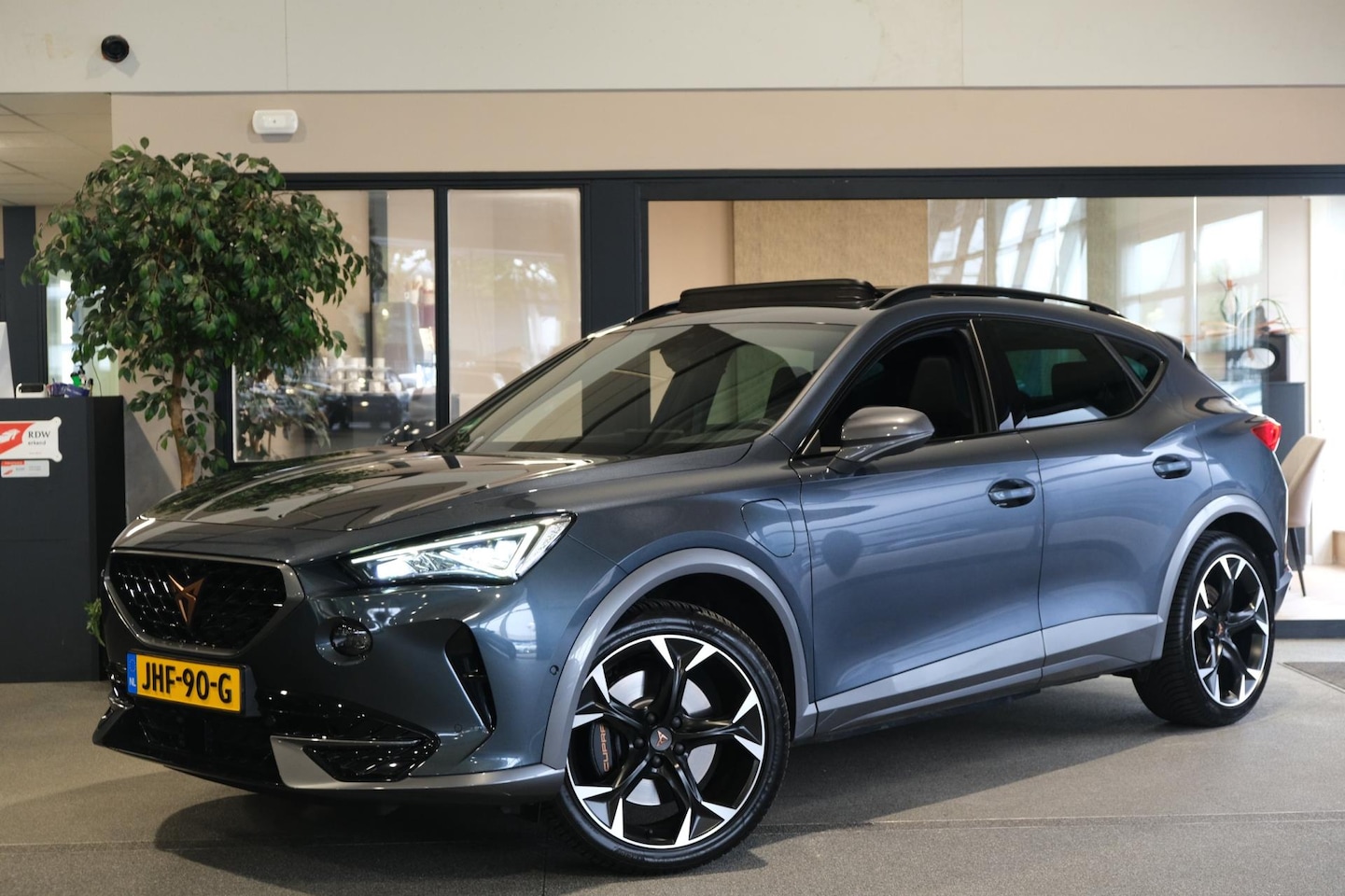 CUPRA Formentor - 1.4 e-Hybrid VZ 245PK Pano 360Cam Led ACC Virtual - AutoWereld.nl