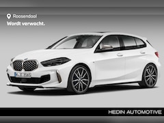 BMW 1-serie - M135i xDrive Business Edition | Head Up Display | Open dak | Comfort Access | Hi-Fi | 19"