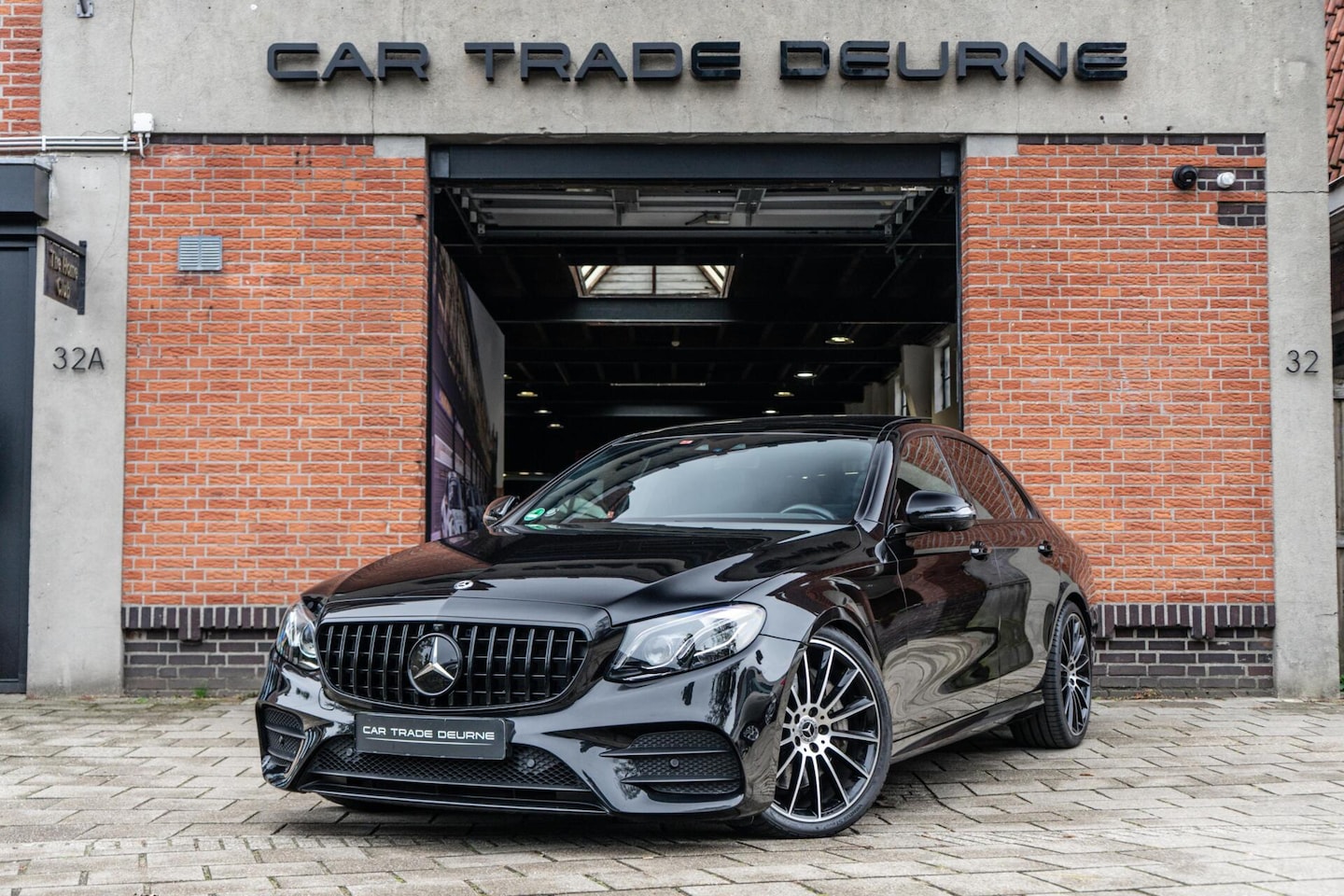 Mercedes-Benz E-klasse - 350 e AMG Pano / Memory / Burmester - AutoWereld.nl