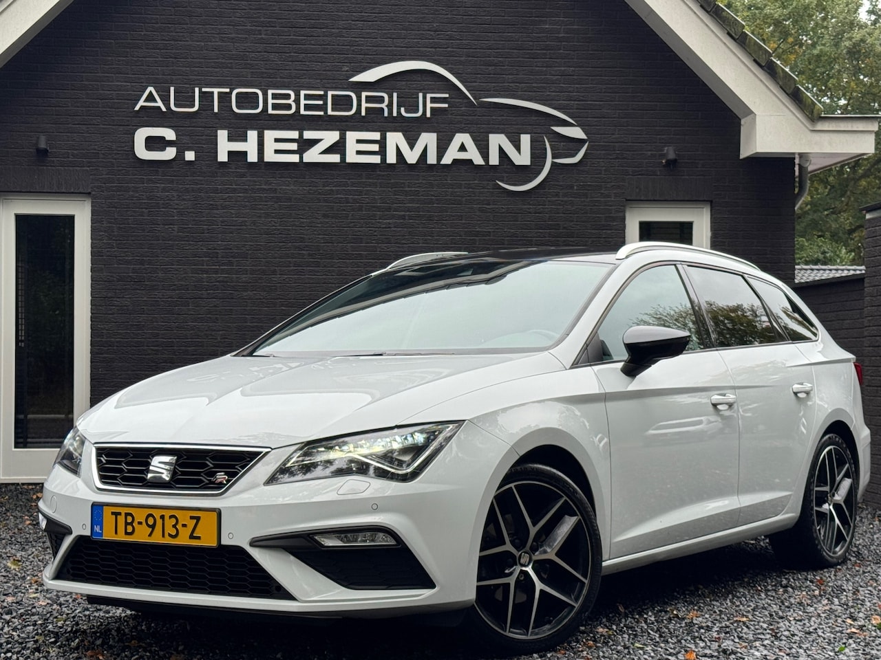 SEAT Leon ST - 1.4 FR 150PK LED XENON CARPLAY ANDROID VIRTUAL COCKPIT CAMERA DSG - AutoWereld.nl