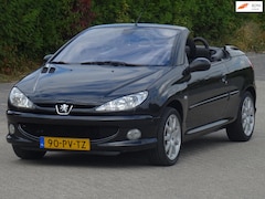 Peugeot 206 CC - 2.0-16V BJ2005 97DKM NAP/CLIMA/APK