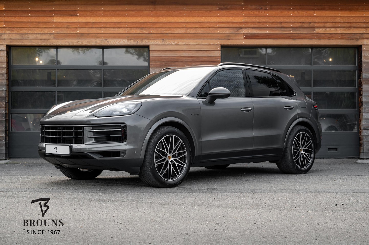Porsche Cayenne - E-Hybrid 470pk | BOSE | Pano | El. Trekhaak | Luchtv | Achterasbest | 360Gr - AutoWereld.nl