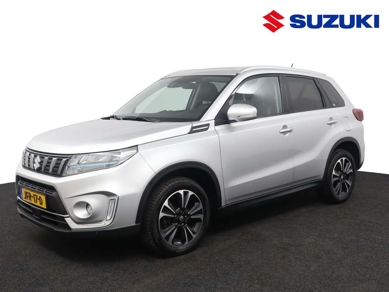 Suzuki Vitara - 1.5 Hybrid Style AllGrip | Climate control | Cruise control adaptive | Navigatie | Panoram - AutoWereld.nl