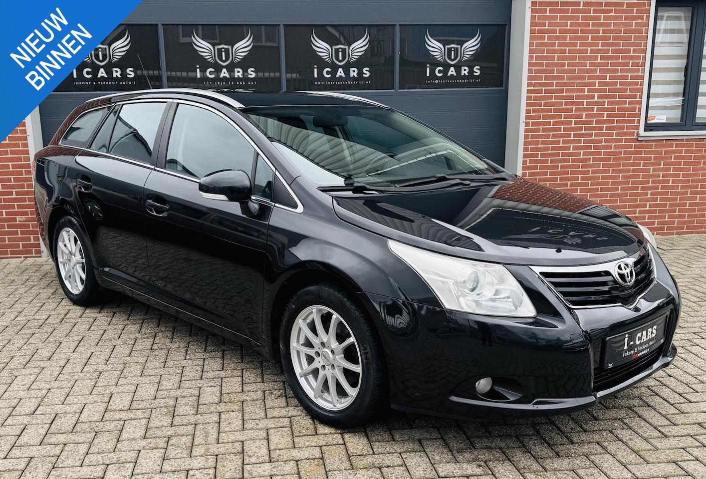 Toyota Avensis Wagon - 1.8 VVTi NAVI Trekhaak Carplay 2e eigenaar - AutoWereld.nl