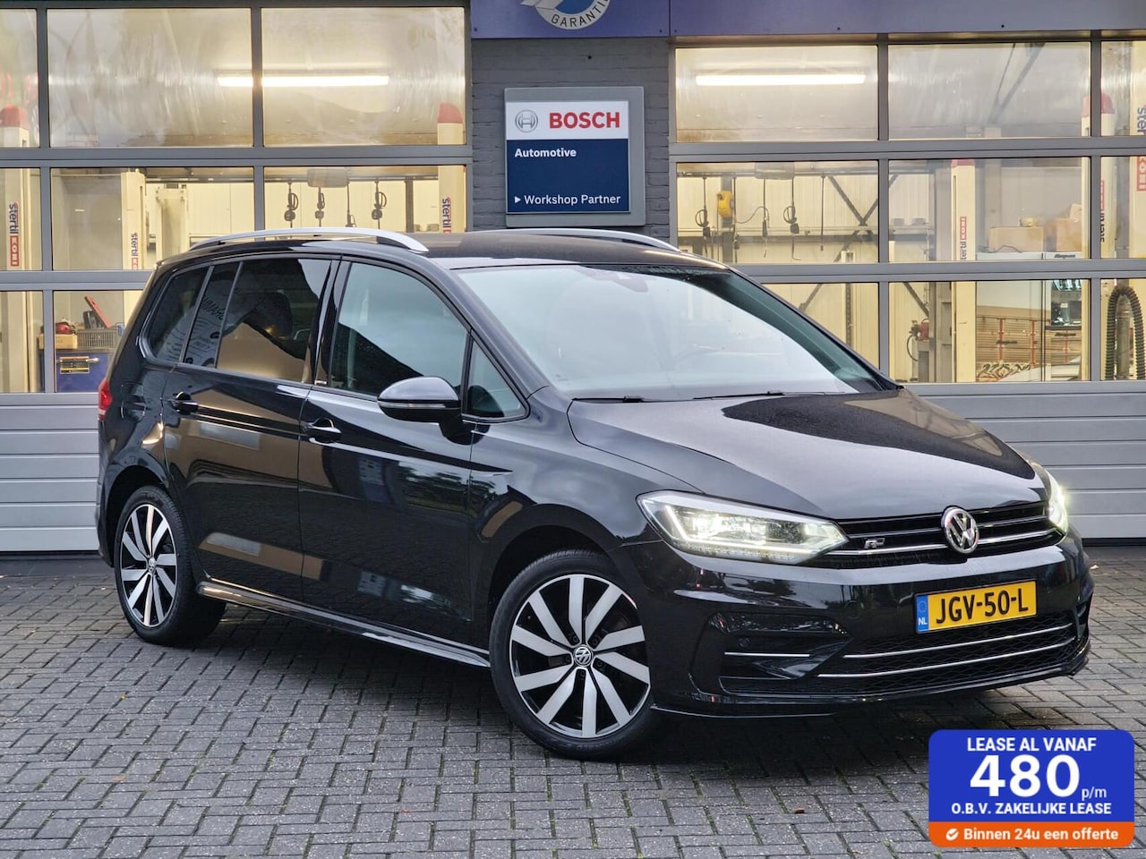 Volkswagen Touran - 1.5 TSI DSG United R-line 7p|LED Matrix|7-persoons|ACC|Clima|PDC| - AutoWereld.nl