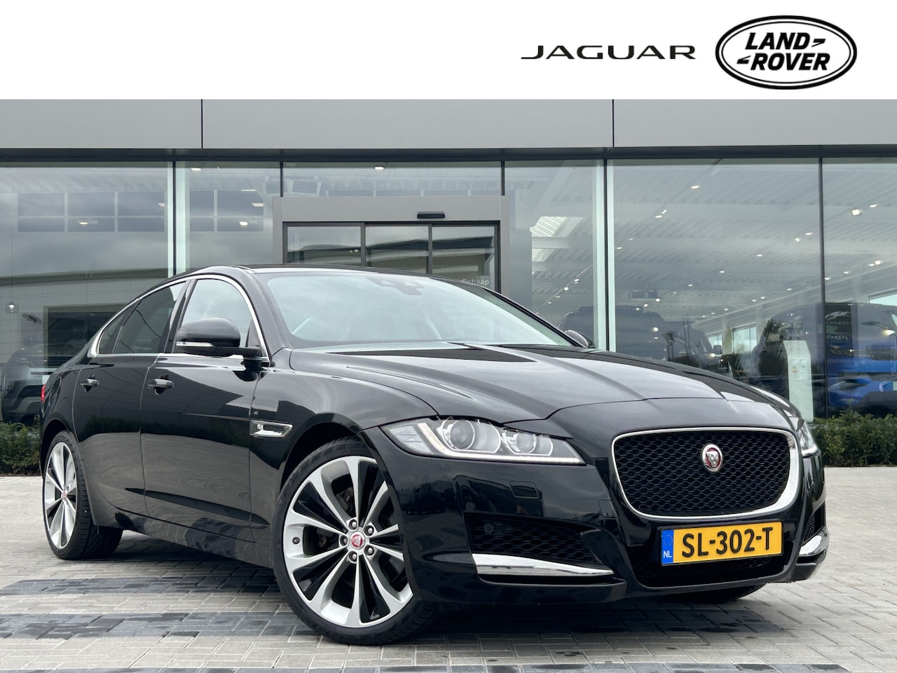 Jaguar XF Portfolio - 2.0 200pk Aut. | Leder | Camera | 20'' Diamond Turned | 12 maanden garantie - AutoWereld.nl