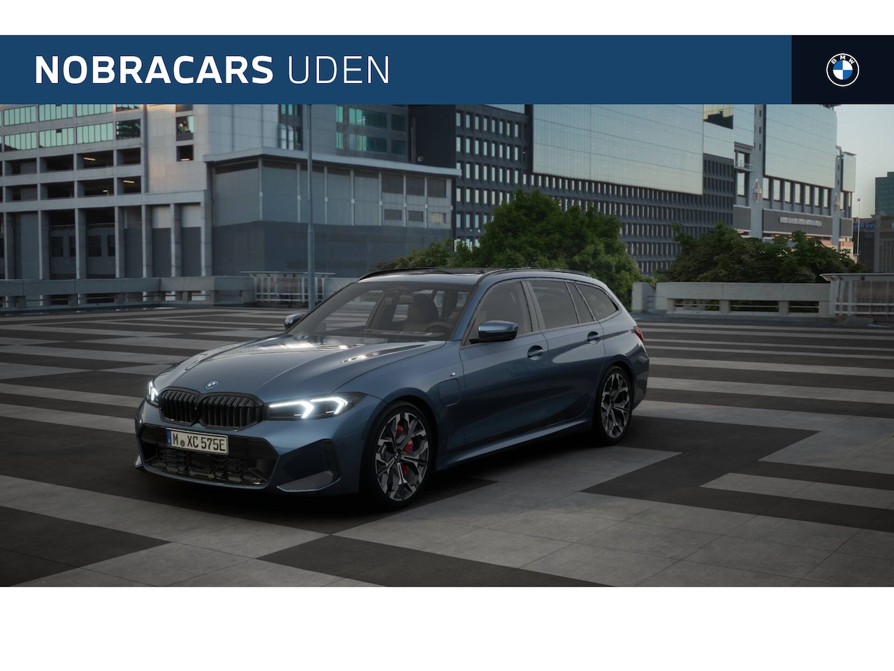 BMW 3-serie Touring - 330e High Executive M Sport Automaat / Panoramadak / Sportstoelen / Adaptieve LED / Parkin - AutoWereld.nl