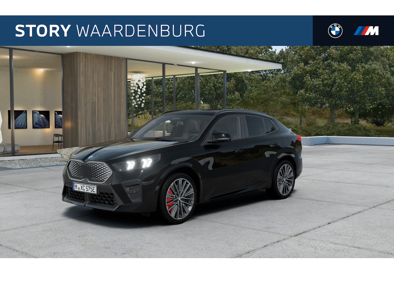 BMW iX2 - eDrive20 M Sport / Panoramadak / Trekhaak / Sportstoelen / M Adaptief onderstel / Comfort - AutoWereld.nl